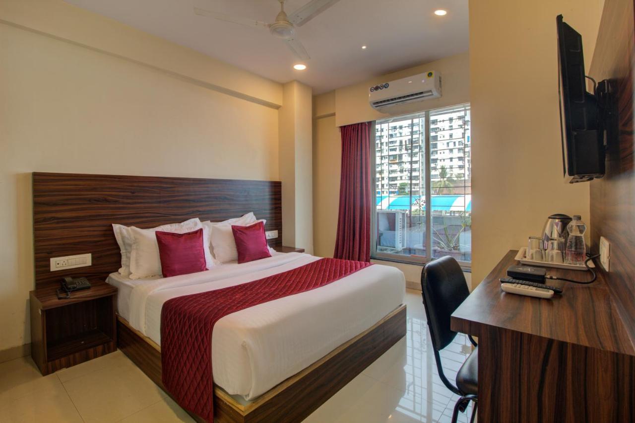 होटल Malad Opposite Malad Railway Station 3*